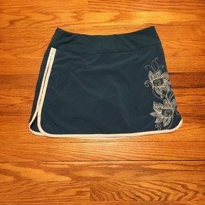 ATHLETA Floral Zip Swift Reflective Short TEAL (4)